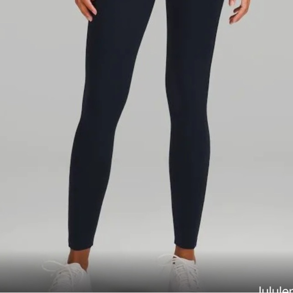 Lululemon Athletica Blue Leggings for Versatile Style
